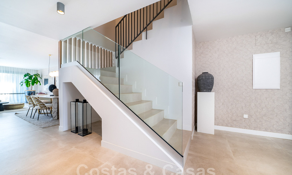 Maison moderne à vendre, dans une urbanisation prestigieuse de Mijas Costa, Costa del Sol 48576