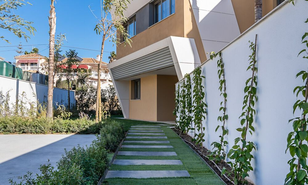 Maison moderne à vendre, dans une urbanisation prestigieuse de Mijas Costa, Costa del Sol 48596