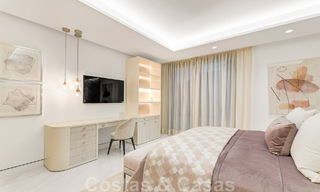 Penthouse moderne et ultra-luxueux à vendre, prêt à emménager, en première ligne de plage, avec vue sur la mer, entre Marbella et Estepona 48226 