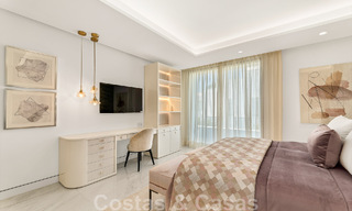 Penthouse moderne et ultra-luxueux à vendre, prêt à emménager, en première ligne de plage, avec vue sur la mer, entre Marbella et Estepona 48285 