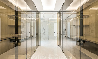 Penthouse moderne et ultra-luxueux à vendre, prêt à emménager, en première ligne de plage, avec vue sur la mer, entre Marbella et Estepona 48300 