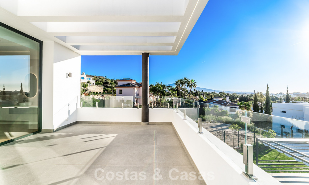Villa design écoénergétique à vendre, à proximité des terrains de golf, à Benahavis - Marbella 783134