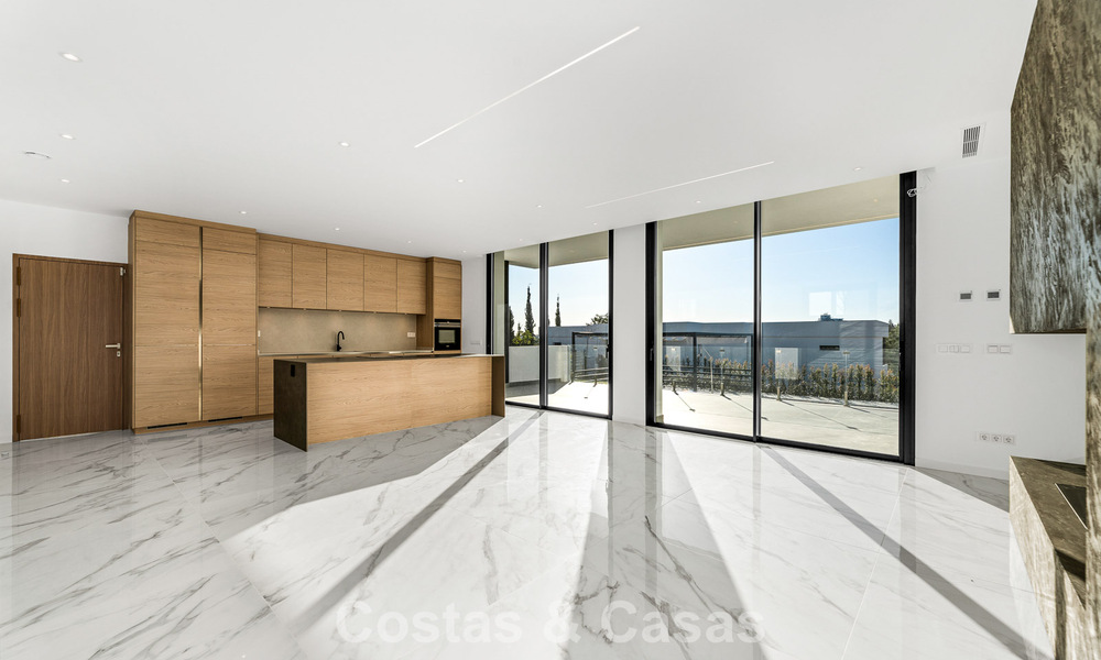Villa design écoénergétique à vendre, à proximité des terrains de golf, à Benahavis - Marbella 783137