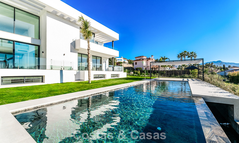 Villa design écoénergétique à vendre, à proximité des terrains de golf, à Benahavis - Marbella 783143