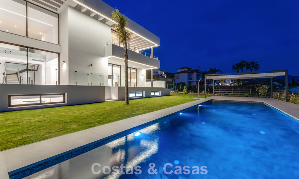 Villa design écoénergétique à vendre, à proximité des terrains de golf, à Benahavis - Marbella 783147