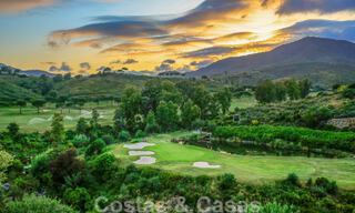 Appartements de golf modernes à vendre dans un complexe de golf exclusif à Mijas, Costa del Sol 49168 