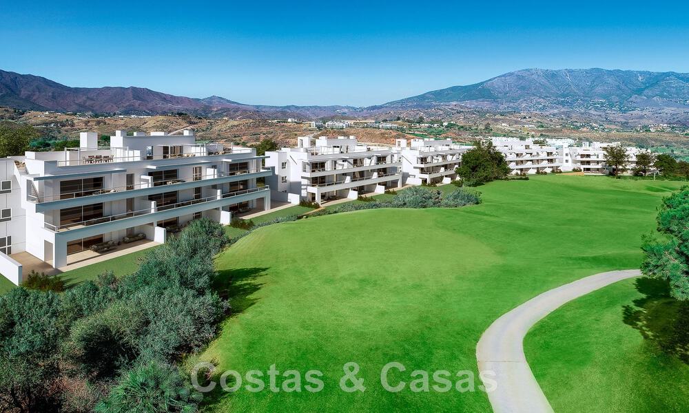 Appartements de golf modernes à vendre dans un complexe de golf exclusif à Mijas, Costa del Sol 49180