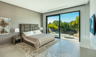 Villa de style moderne rénovée à vendre au cœur de la vallée du golf de Nueva Andalucia, Marbella 49071 