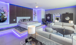 Villa de style moderne rénovée à vendre au cœur de la vallée du golf de Nueva Andalucia, Marbella 49075 