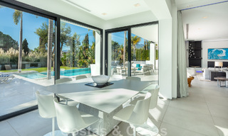 Villa de style moderne rénovée à vendre au cœur de la vallée du golf de Nueva Andalucia, Marbella 49091 