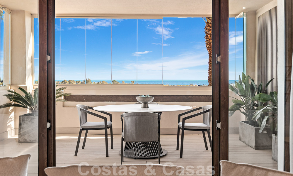 Appartement moderne rénové à vendre, avec vue sur la mer, dans un complexe fermé situé sur le nouveau Golden Mile, entre Marbella et Estepona 49535