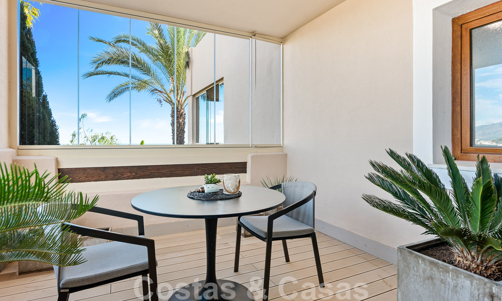 Appartement moderne rénové à vendre, avec vue sur la mer, dans un complexe fermé situé sur le nouveau Golden Mile, entre Marbella et Estepona 49544