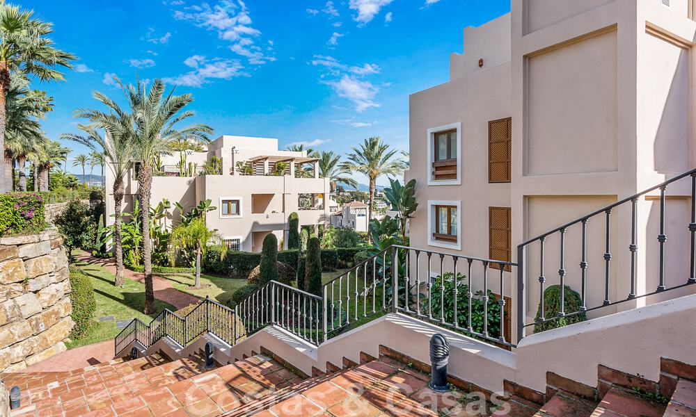 Appartement moderne rénové à vendre, avec vue sur la mer, dans un complexe fermé situé sur le nouveau Golden Mile, entre Marbella et Estepona 49553