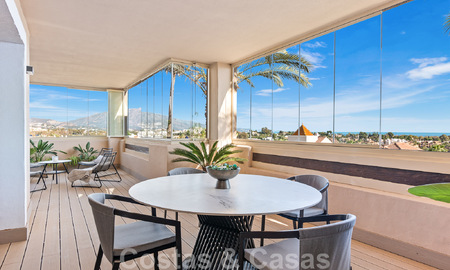 Appartement moderne rénové à vendre, avec vue sur la mer, dans un complexe fermé situé sur le nouveau Golden Mile, entre Marbella et Estepona 49555