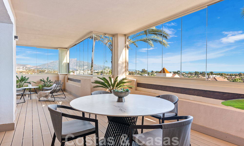 Appartement moderne rénové à vendre, avec vue sur la mer, dans un complexe fermé situé sur le nouveau Golden Mile, entre Marbella et Estepona 49555