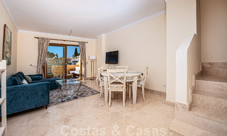 Spacieux duplex penthouse à vendre avec vue sur la mer, à proximité de toutes les commodités sur le Golden Mile de Marbella 49622 
