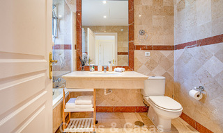 Spacieux duplex penthouse à vendre avec vue sur la mer, à proximité de toutes les commodités sur le Golden Mile de Marbella 49635 