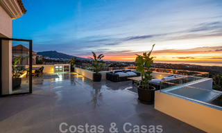 Villa design exclusive avec vue panoramique sur la mer à vendre dans un resort de golf cinq étoiles à Marbella - Benahavis 48839 