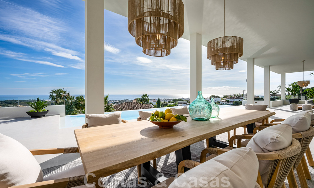 Villa design exclusive avec vue panoramique sur la mer à vendre dans un resort de golf cinq étoiles à Marbella - Benahavis 48852