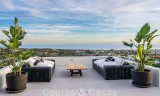 Villa design exclusive avec vue panoramique sur la mer à vendre dans un resort de golf cinq étoiles à Marbella - Benahavis 48894 