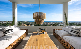 Villa design exclusive avec vue panoramique sur la mer à vendre dans un resort de golf cinq étoiles à Marbella - Benahavis 48897 