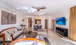 Appartement de 3 chambres à vendre dans une urbanisation exclusive et fermée sur le front de mer à San Pedro, Marbella 49648 