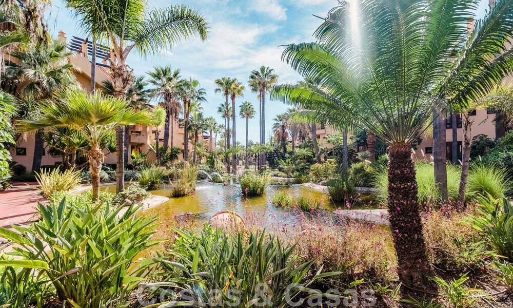 Appartement de 3 chambres à vendre dans une urbanisation exclusive et fermée sur le front de mer à San Pedro, Marbella 49652