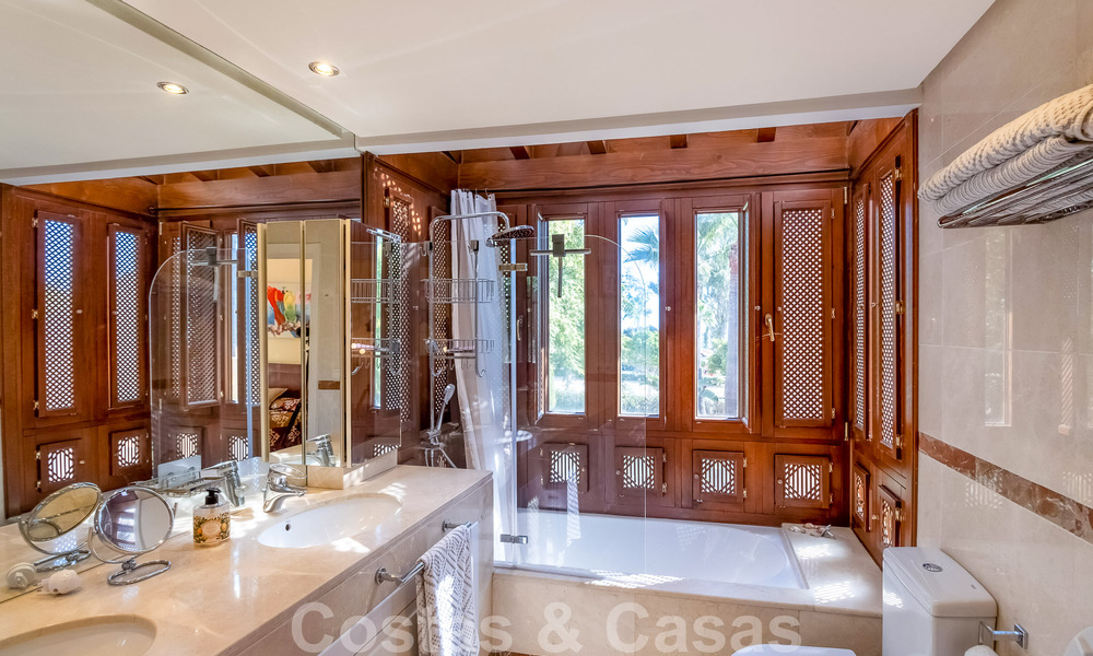 Appartement de 3 chambres à vendre dans une urbanisation exclusive et fermée sur le front de mer à San Pedro, Marbella 49659