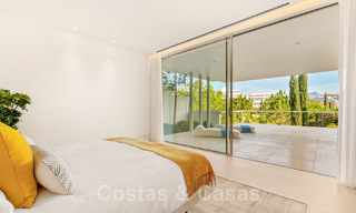 Villa de luxe en première ligne de golf, de style moderne et élégant, avec vue imprenable sur le golf et la mer, à vendre à Los Flamingos Golf resort à Marbella - Benahavis 48992 