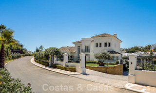 Élégante villa espagnole de luxe à vendre dans un quartier résidentiel protégé de La Quinta, Benahavis - Marbella 50382 