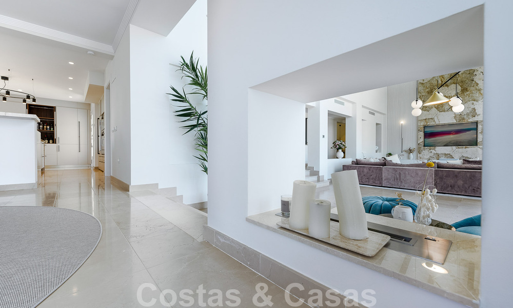 Élégante villa espagnole de luxe à vendre dans un quartier résidentiel protégé de La Quinta, Benahavis - Marbella 50395