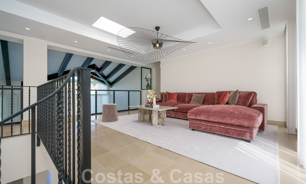 Élégante villa espagnole de luxe à vendre dans un quartier résidentiel protégé de La Quinta, Benahavis - Marbella 50417