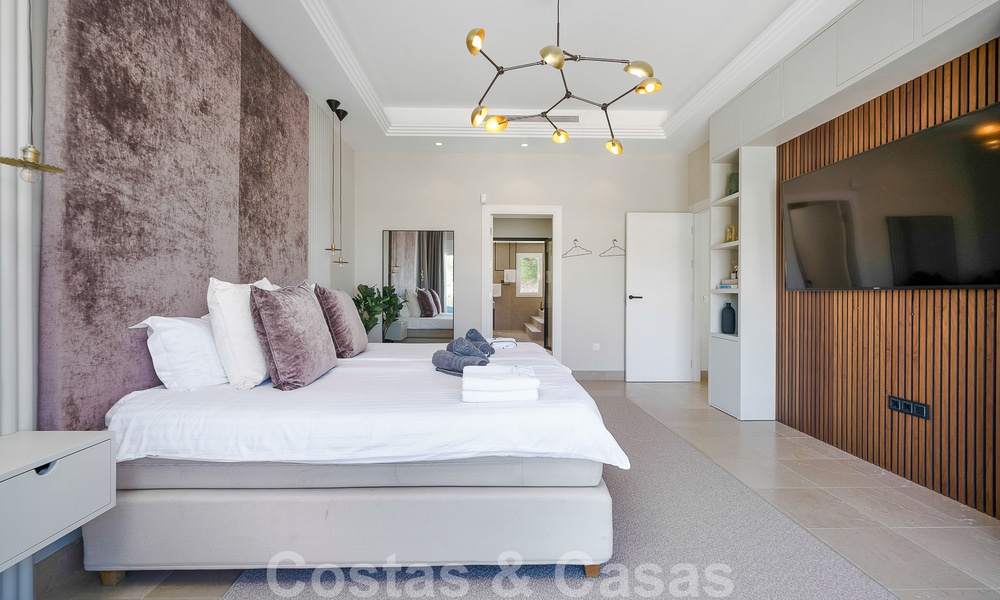 Élégante villa espagnole de luxe à vendre dans un quartier résidentiel protégé de La Quinta, Benahavis - Marbella 50430