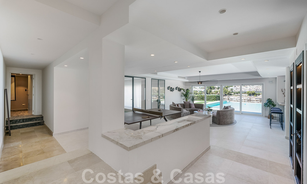 Élégante villa espagnole de luxe à vendre dans un quartier résidentiel protégé de La Quinta, Benahavis - Marbella 50434