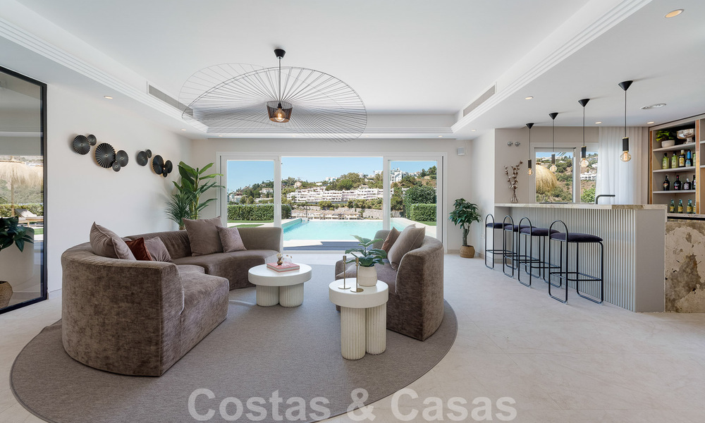 Élégante villa espagnole de luxe à vendre dans un quartier résidentiel protégé de La Quinta, Benahavis - Marbella 50436