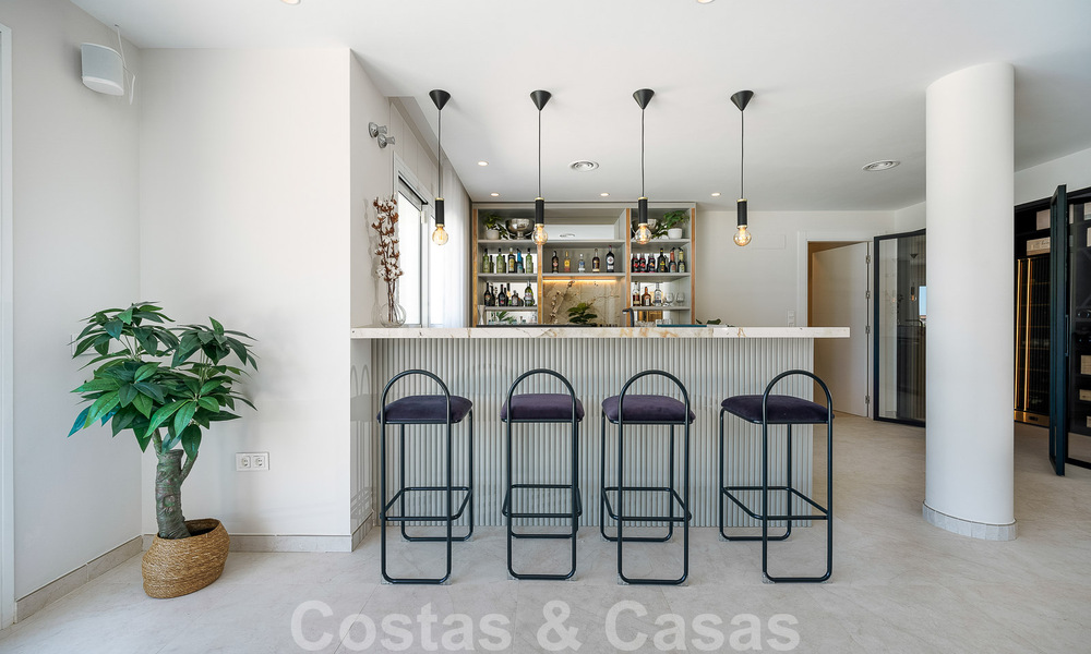 Élégante villa espagnole de luxe à vendre dans un quartier résidentiel protégé de La Quinta, Benahavis - Marbella 50438