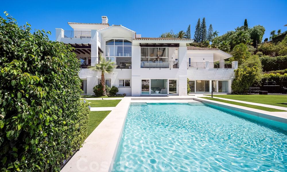 Élégante villa espagnole de luxe à vendre dans un quartier résidentiel protégé de La Quinta, Benahavis - Marbella 50449