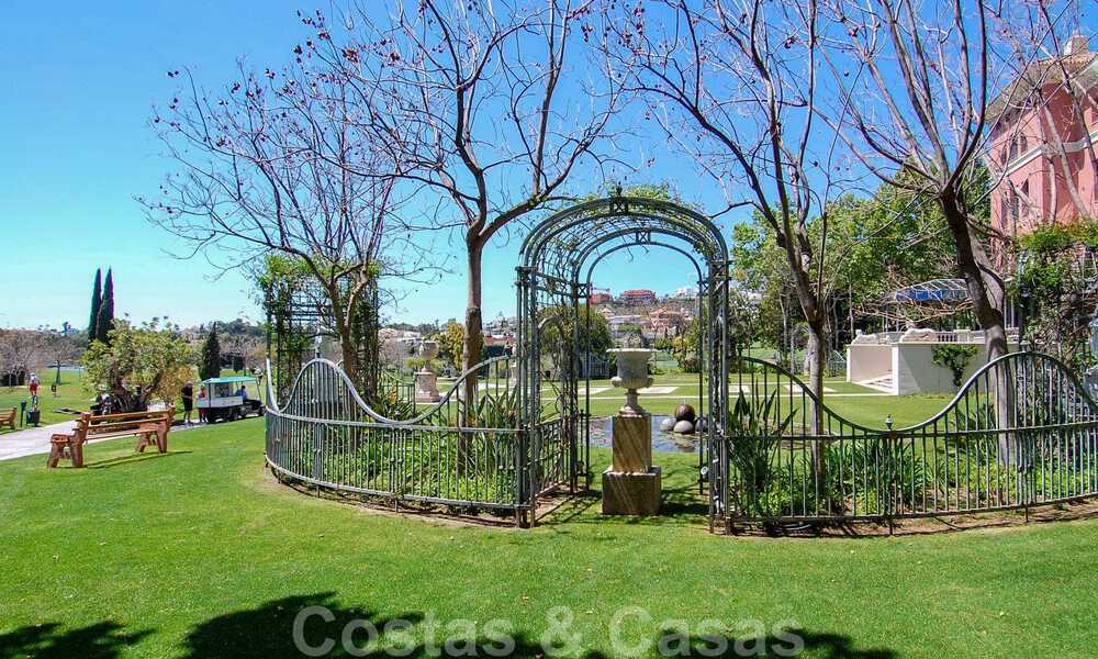 Photos de Los Flamingos Golf Resort et des environs immédiats á Benahavis, Costa del Sol 48906