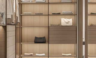 Villa de luxe de style méditerranéen à vendre à côté du terrain de golf de Las Brisas, dans la vallée du golf de Nueva Andalucia, à Marbella 50242 