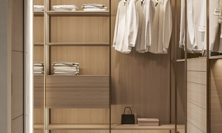 Villa de luxe de style méditerranéen à vendre à côté du terrain de golf de Las Brisas, dans la vallée du golf de Nueva Andalucia, à Marbella 50243 