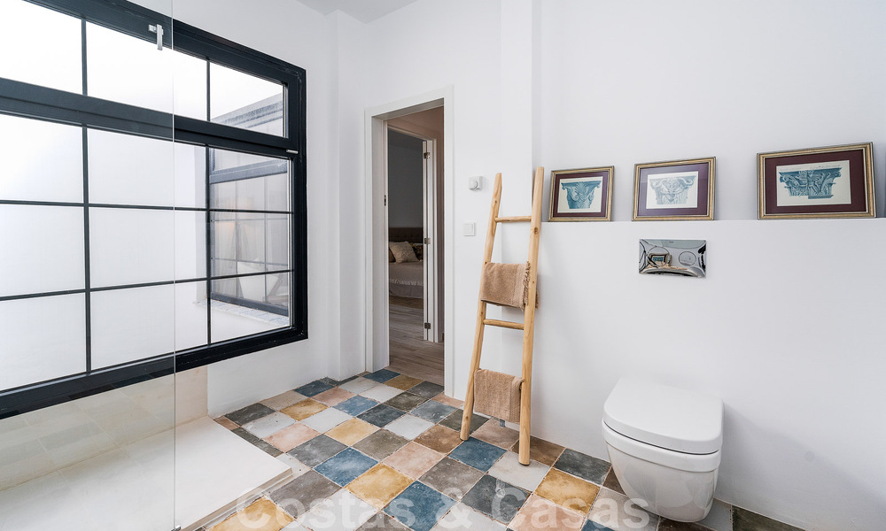 Superbe maison de ville à vendre à distance de marche de toutes les commodités dans la ville pittoresque d'Estepona 49848