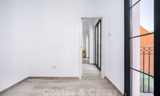 Superbe maison de ville à vendre à distance de marche de toutes les commodités dans la ville pittoresque d'Estepona 49870 