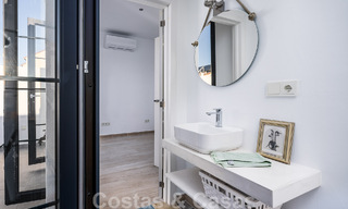 Superbe maison de ville à vendre à distance de marche de toutes les commodités dans la ville pittoresque d'Estepona 49875 