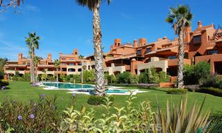 Appartements et penthouses luxueux de plage à vendre, Marbella - Estepona 25998 