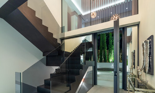 Vente d'une villa de luxe contemporaine et indépendante avec vue panoramique sur la montagne et la mer, au cœur de la Golden Mile de Marbella 49884 