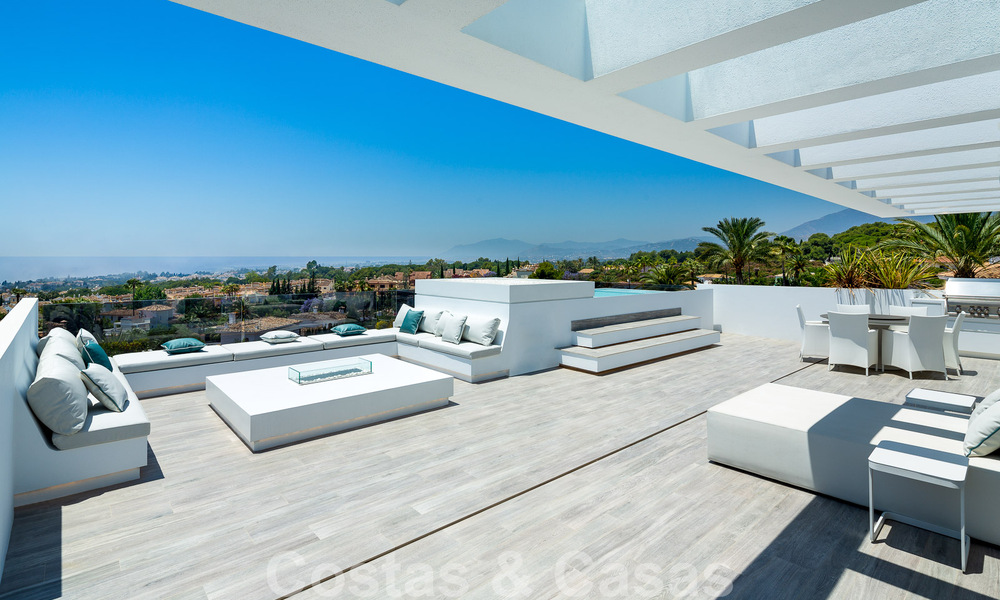 Vente d'une villa de luxe contemporaine et indépendante avec vue panoramique sur la montagne et la mer, au cœur de la Golden Mile de Marbella 49885