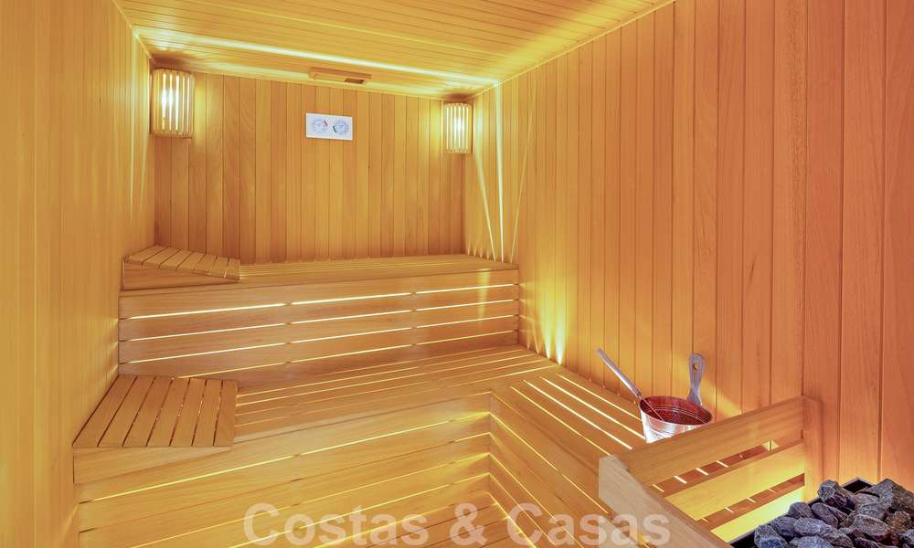 Vente d'une villa de luxe contemporaine et indépendante avec vue panoramique sur la montagne et la mer, au cœur de la Golden Mile de Marbella 49896