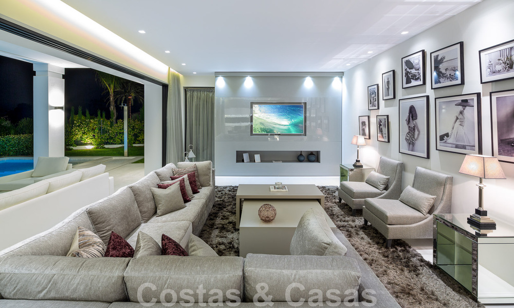 Vente d'une villa de luxe contemporaine et indépendante avec vue panoramique sur la montagne et la mer, au cœur de la Golden Mile de Marbella 49913