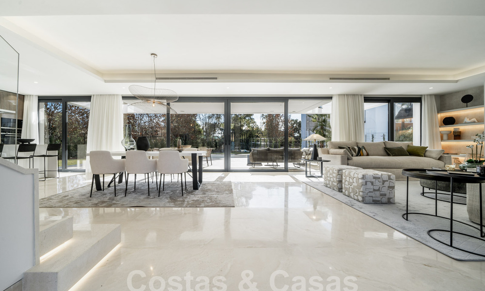 Deux prestigieuses villas de construction neuve à vendre à proximité d'un superbe club de golf sur le nouveau Golden Mile, entre Marbella et Estepona 64349