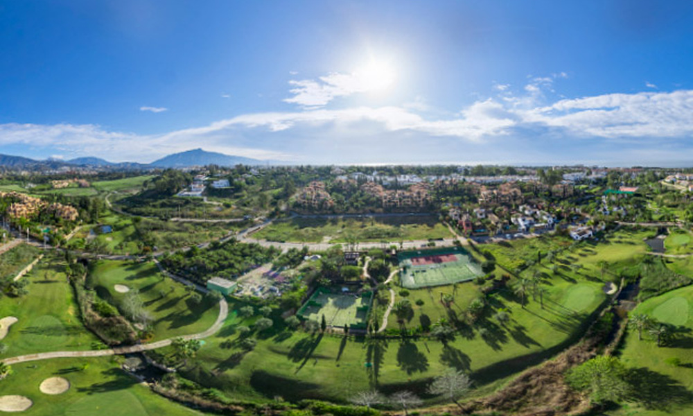 Deux prestigieuses villas de construction neuve à vendre à proximité d'un superbe club de golf sur le nouveau Golden Mile, entre Marbella et Estepona 64374